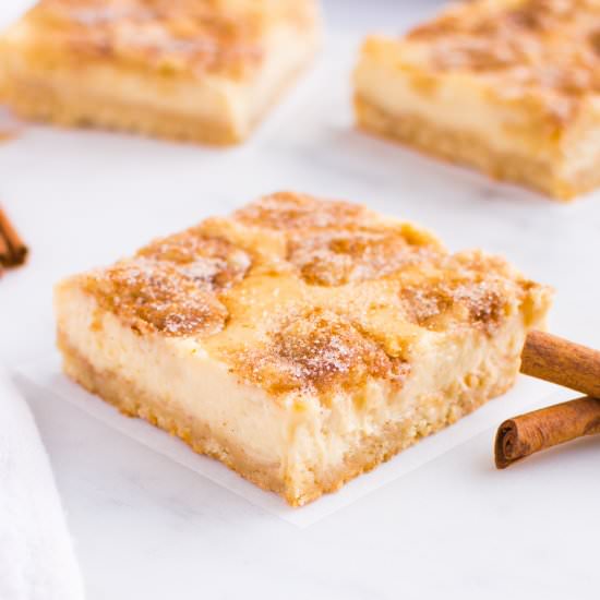 Snickerdoodle Cheesecake Bars