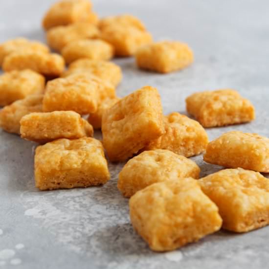Homemade Cheese Crackers
