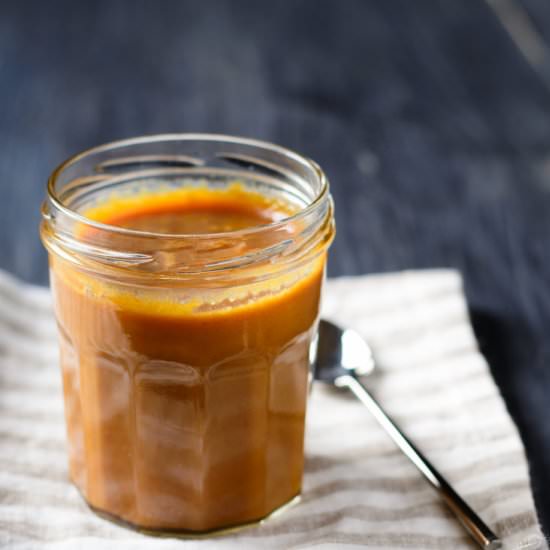 Easy Honey Caramel Sauce