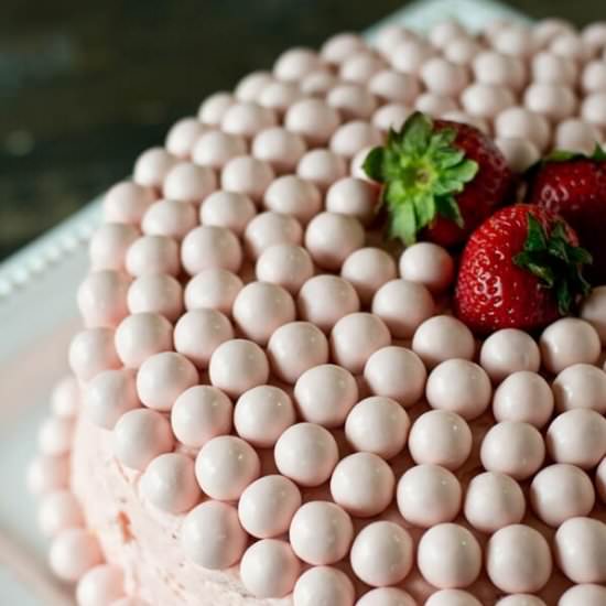 STRAWBERRY MALTED MILKSHAKE CAKE