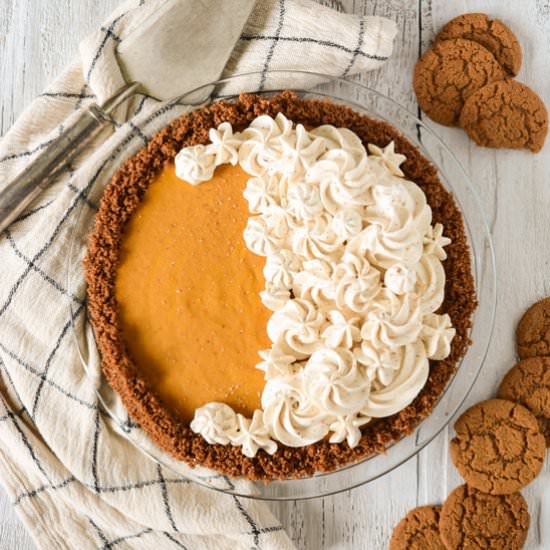 Pumpkin Pie with Gingersnap Crust