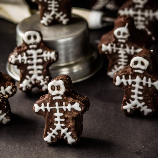 Nutella Chocolate Skeleton Cakes