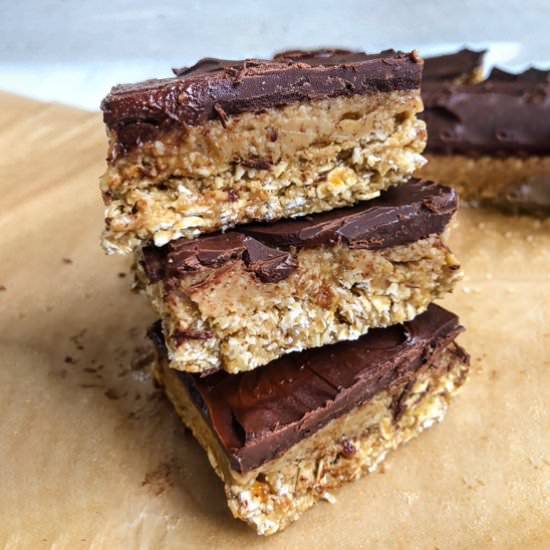Gooey Chocolate Oat Bars