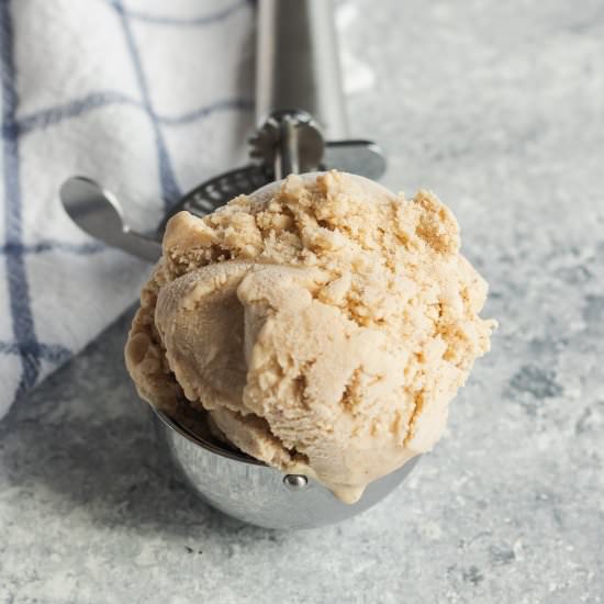 Cinnamon Ice Cream