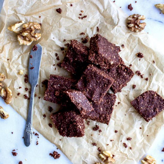 Raw Walnut Brownies (vegan & gf)