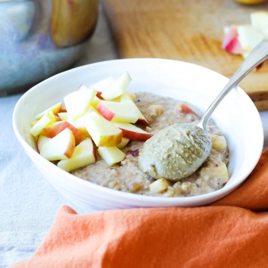 Apple Cinnamon Steel Cut Oatmeal