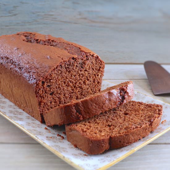 Chocolate cake with caramel honey