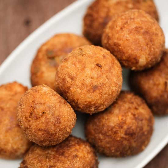 Arancini (Rice Balls) Recipe