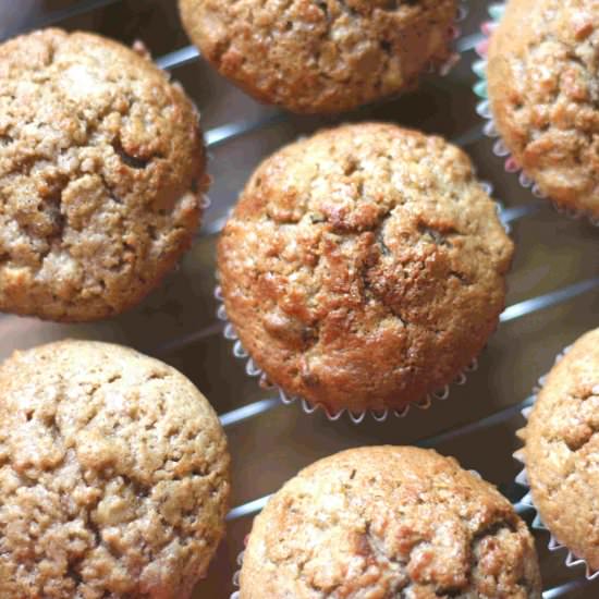 apple and cinnamon muffins
