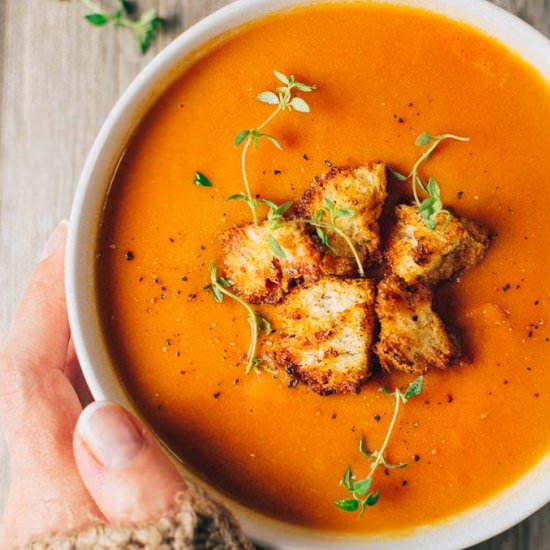 Healthy Tomato-Carrot Soup