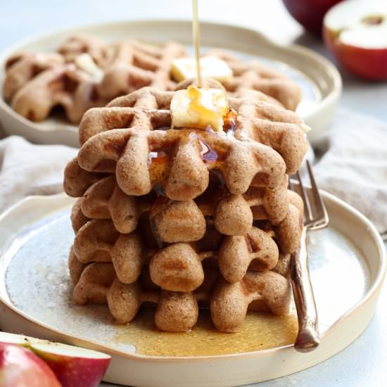 apple cider doughnut waffles