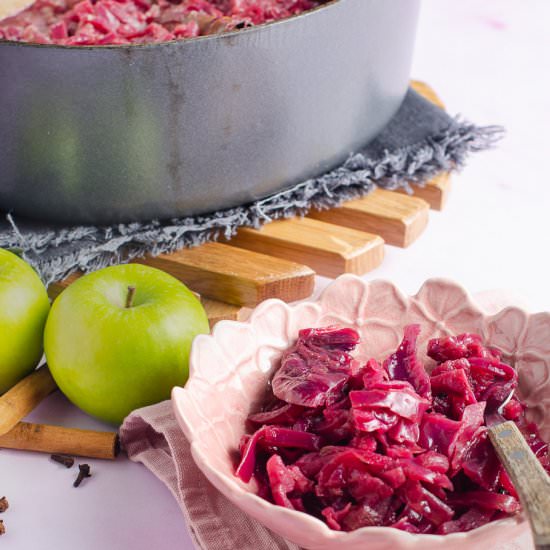 Braised Red Cabbage (Slow Cooked)