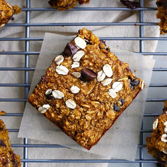 Chocolate Cherry Pumpkin Oat Bars