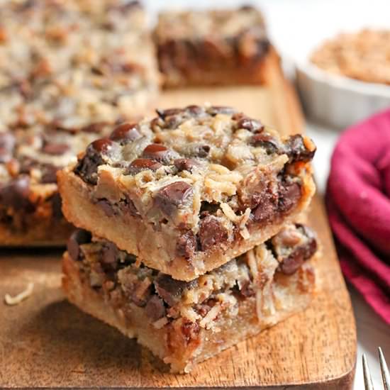 Paleo Magic Cookie Bars