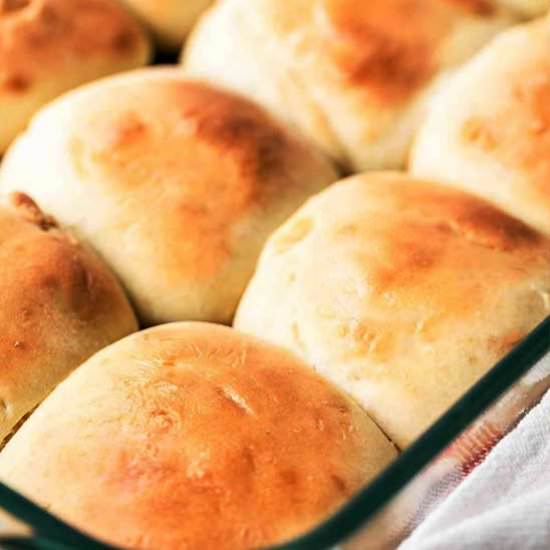 Dinner rolls