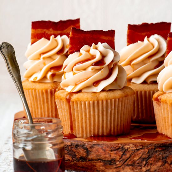 Maple Bacon Cupcakes