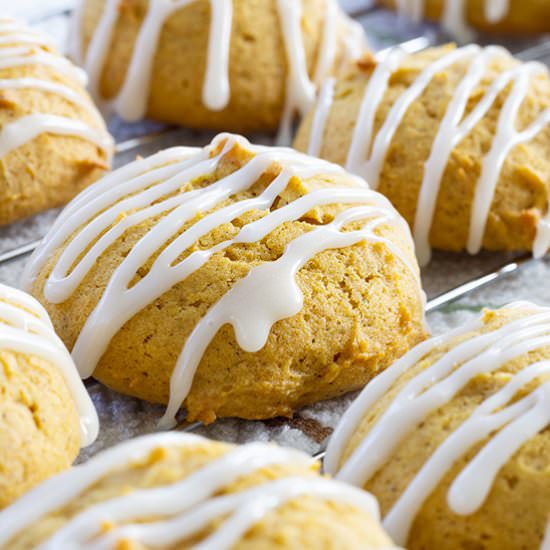 pumpkin cookies w/marshmallow glaze