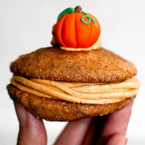 Pumpkin Spice Whoopie Pies