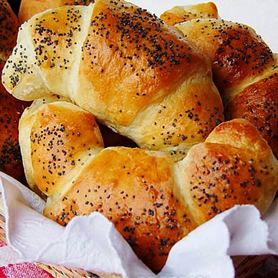 Bagels with poppy seeds