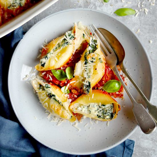 Stuffed Shells with Spinach