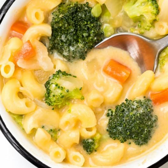 Macaroni, Cheese Soup with Broccoli