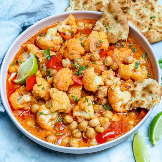 CREAMY CHICKPEA CAULIFLOWER CURRY