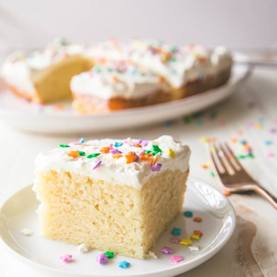 Easy Vanilla Celebration Cake