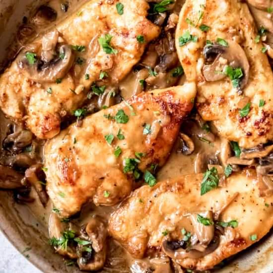 EASY CREAMY CHICKEN MARSALA