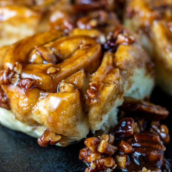 Caramel Pecan Sticky Buns