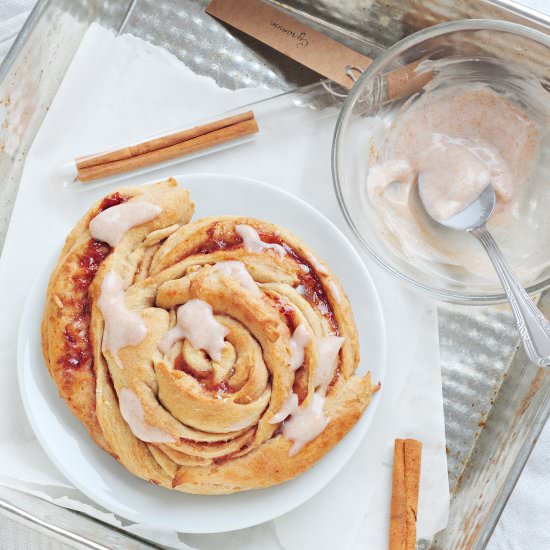 Vegan cinnamon bun