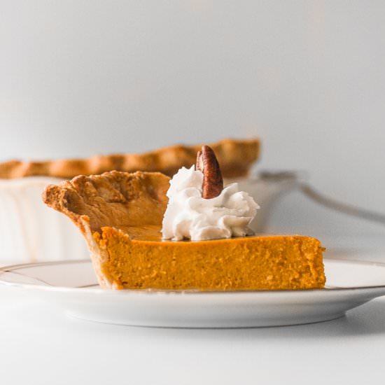 Classic Thanksgiving Pumpkin Pie