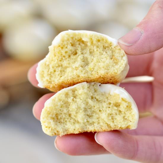 Soft Almond Cake Cookies