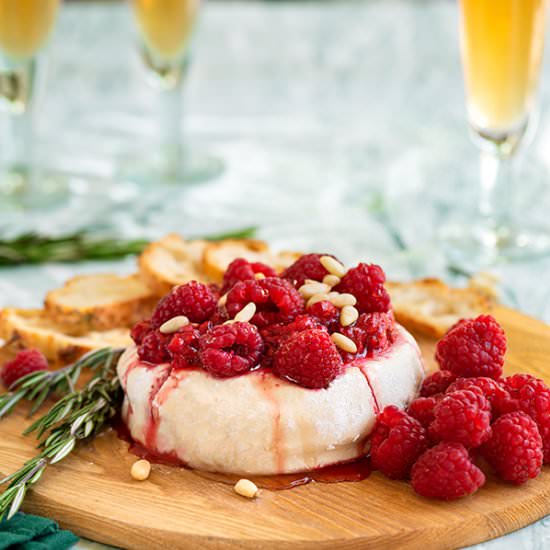 Vegan Brie with Raspberry-Balsamic