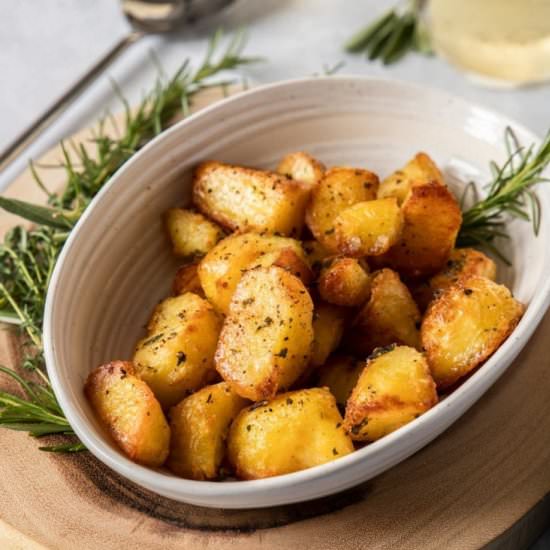 Herb and Garlic Roasted Potatoes