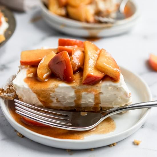 No Bake Caramel Apple Cheesecake