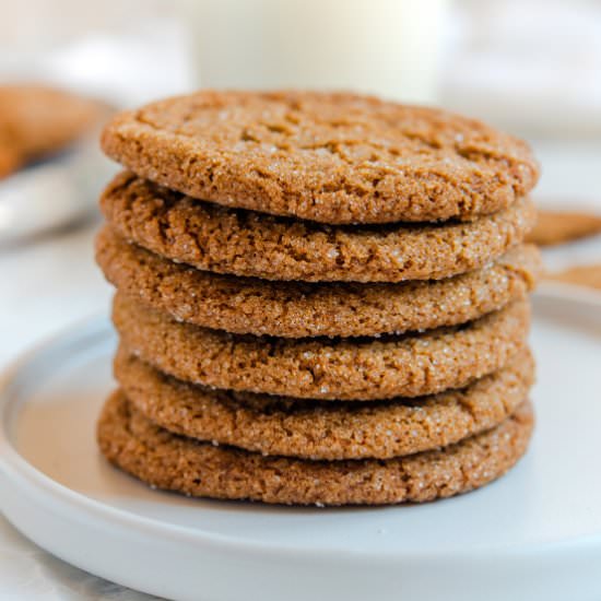 Soft Chewy Molasses Cookies