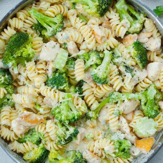 Chicken with 4 cheese sauce