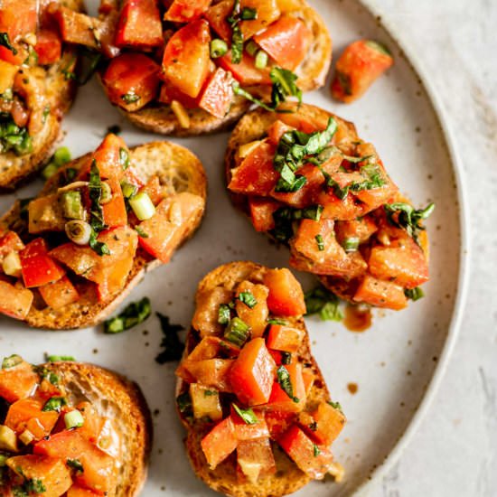 Easy Vegan Bruschetta