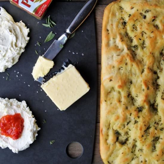 Garlic & Herb Fococcia Bread