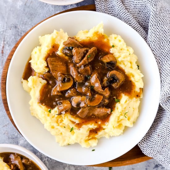 Crockpot Beef Tips and Gravy