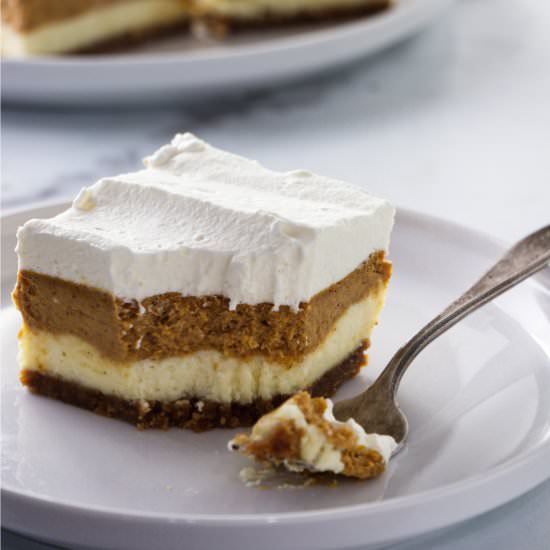 layered pumpkin cheesecake bars