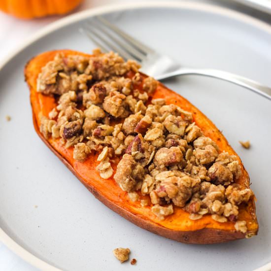 Streusel Topped Sweet Potatoes