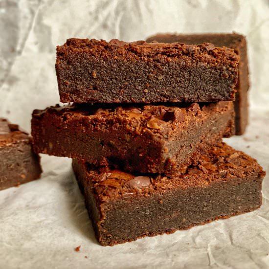 Vegan Amazing Fudgy Brownies