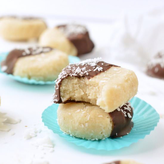 NO BAKE COCONUT COOKIES