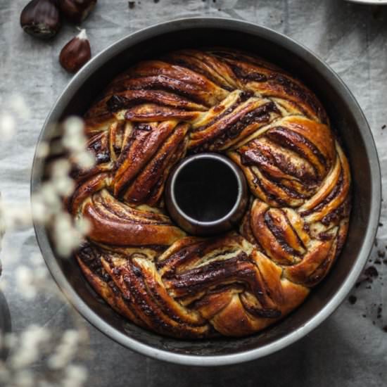 Babka with chestnut and chocolate