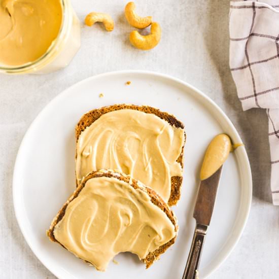 3 ingredient vanilla cashew butter