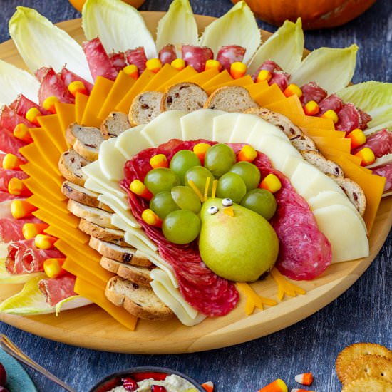 thanksgiving turkey cheese board