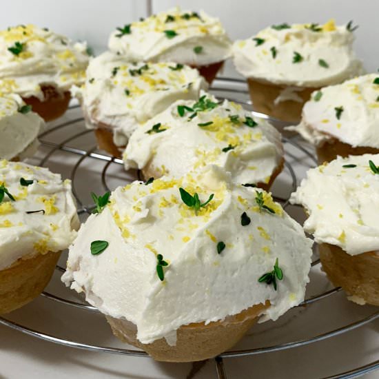 Lemon & Thyme Cake
