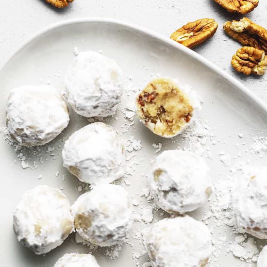 Keto Snowball Christmas Cookies