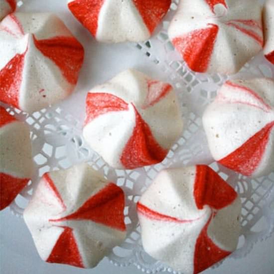 EASY & YUMMY Peppermint Meringues